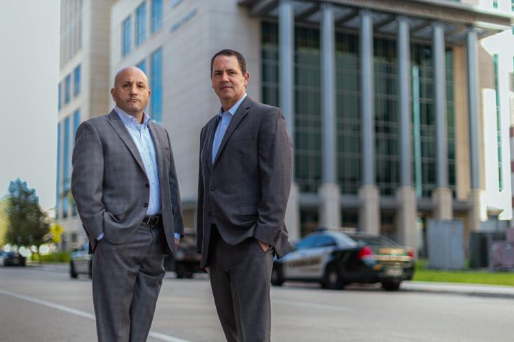 Who do you contact to?