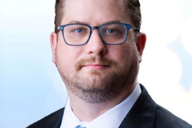 Who do you contact to?