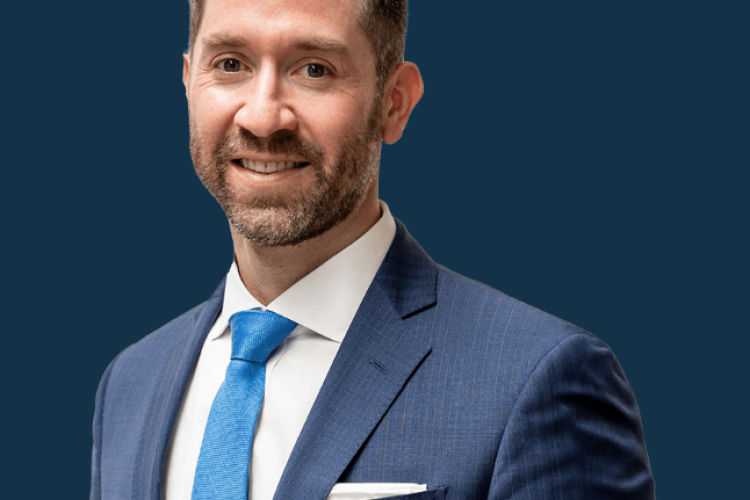 Who do you contact to?