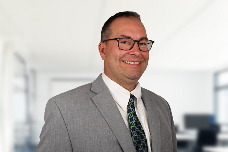 Who do you contact to?