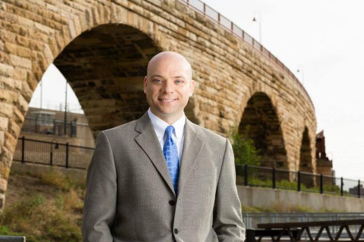 Who do you contact to?