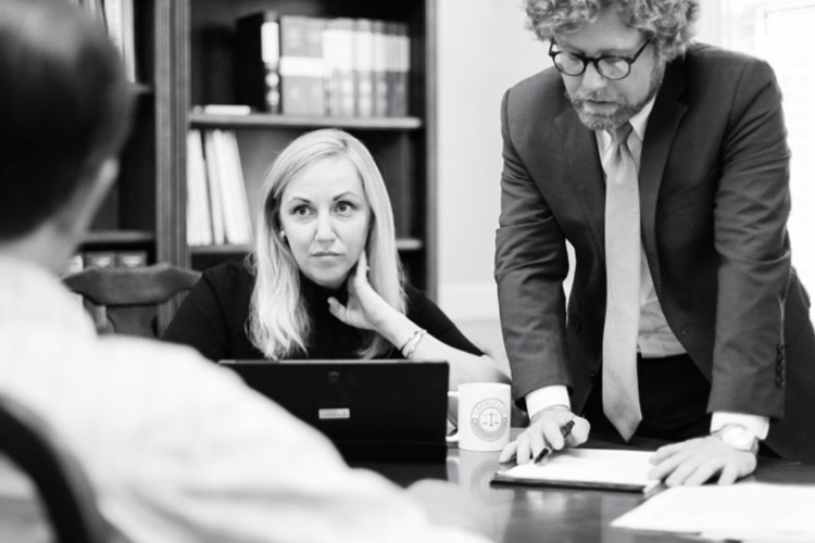 Who do you contact to?