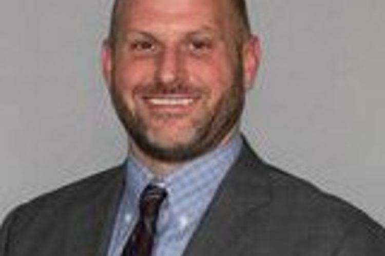 Who do you contact to?